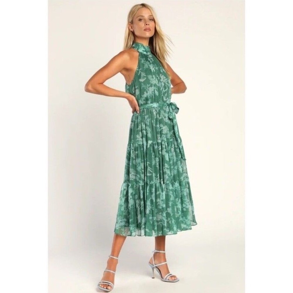 Lulus Float to You Green Floral Print Halter-Neck Tiered Midi Dress NWT Size S